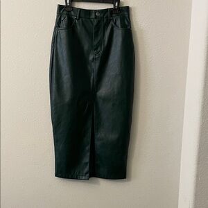 Elegant Green Pencil Skirt